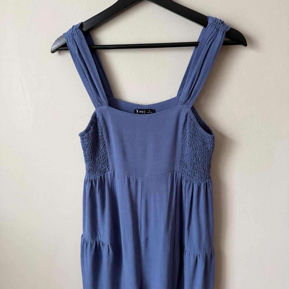 Women's V ery J Blue Sleeveless Wide Leg Square Neck Smocked Jumpsuit Size M - Picture 3 of 16